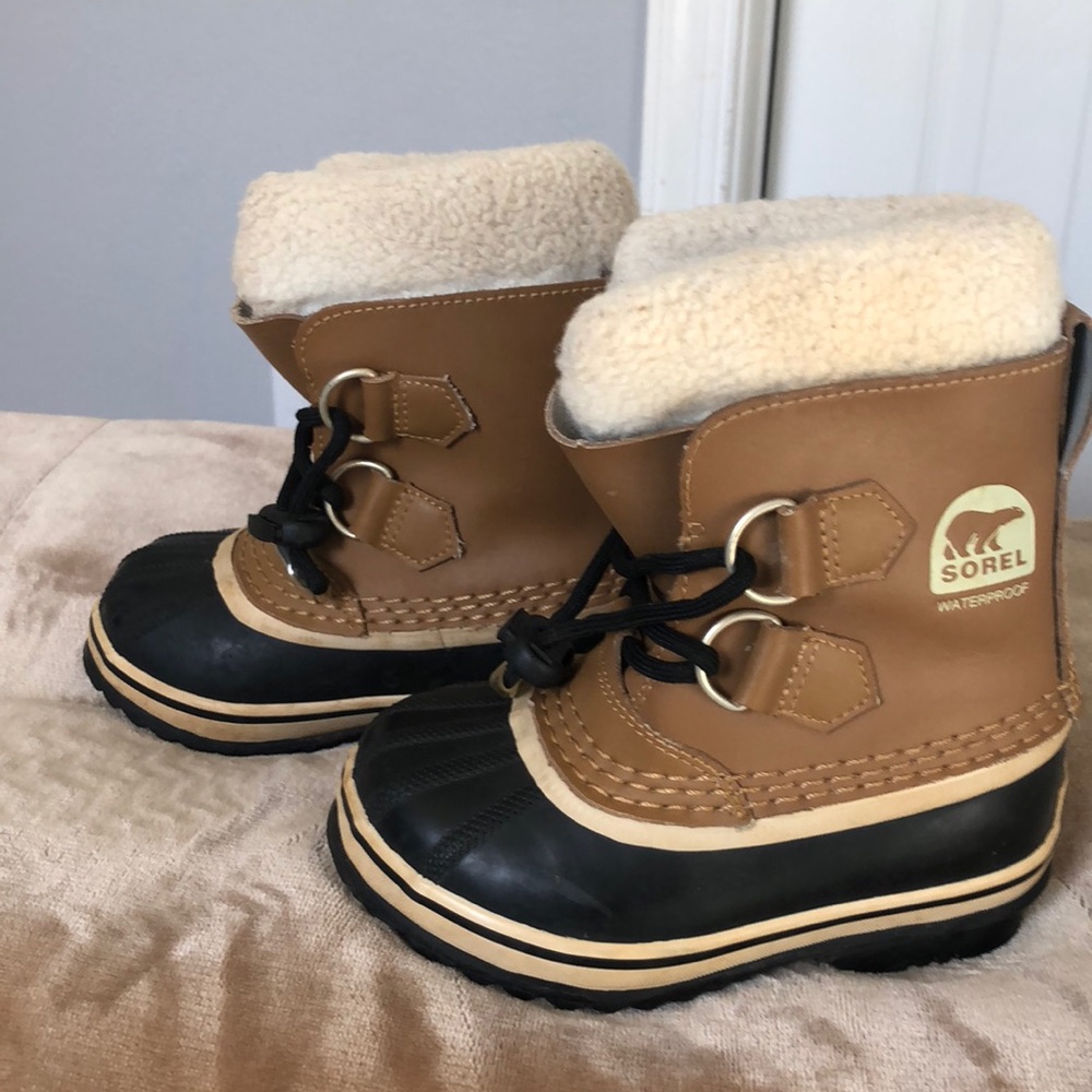 Sorel snow boots for kids